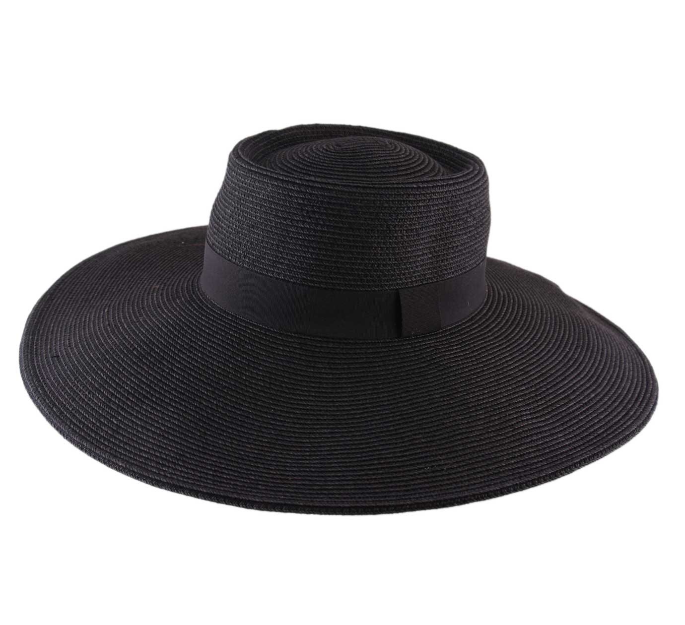 capeline large Caviana capeline large Caviana