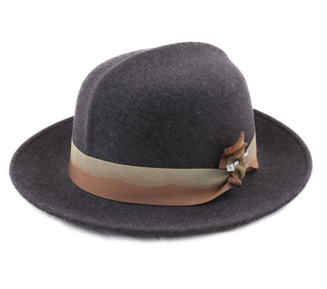 chapeau colonial L'Équivoque chapeau colonial L'Équivoque